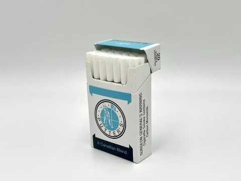 putters-lights-pack-open-480x360-1 Putters Full-Flavour | 8 Packs Per Carton - Image 1